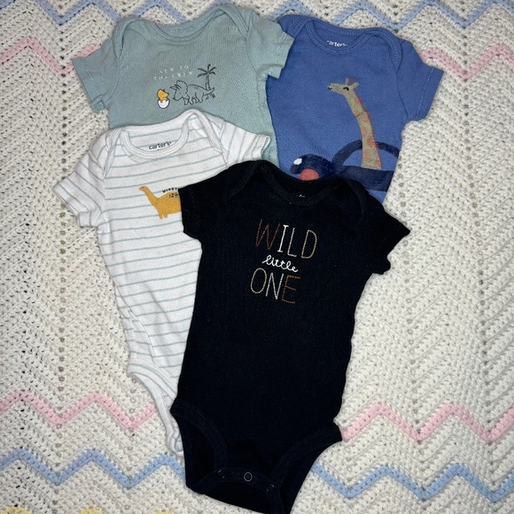 Carter's Onesies - Picture 1 of 11
